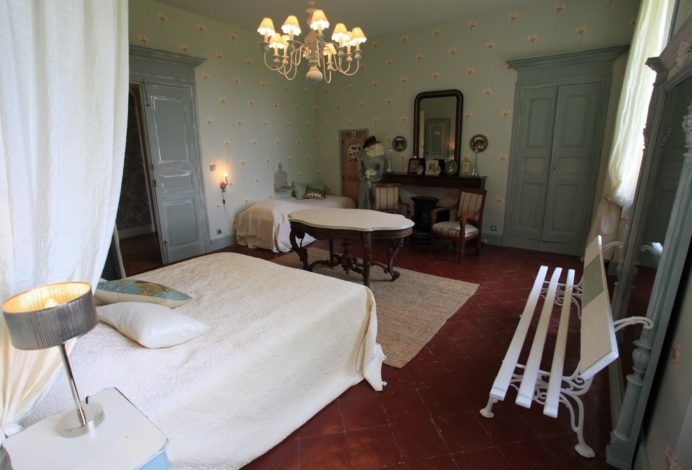 chambre des demoiselles, chambre de charme, Domaine du Buc chambre des demoiselles, chambre de charme, Domaine du Buc
