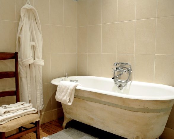 Salle de bain de la chambre de Madame Salle de bain de la chambre de Madame