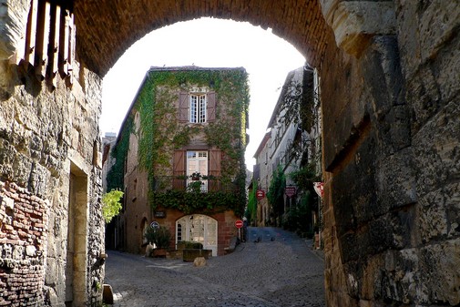 rue de Cordes sur Ciel , Bastide Albigeoise