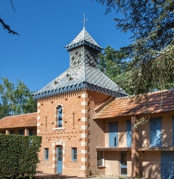 Domaine du Buc – Gite du pigeonnier – coté jardin-4