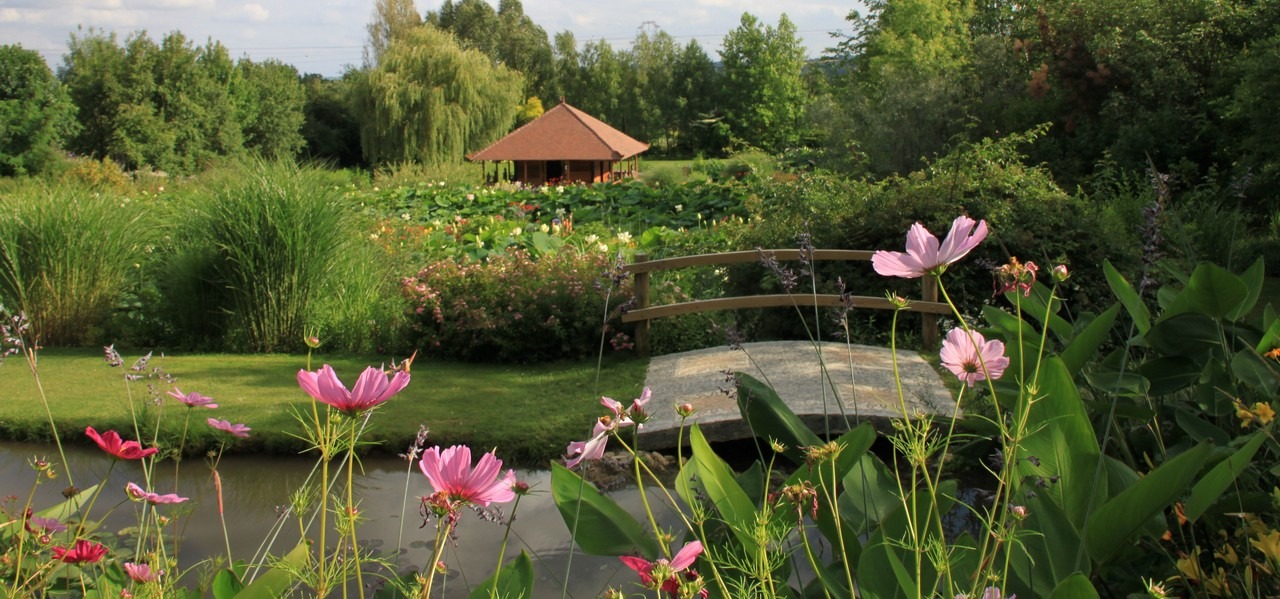 le jardin des Martels occitanie , domaine du buc chabres d'hotes de charme albi