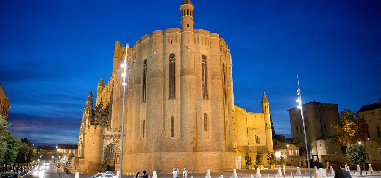 Cathedrale Sainte Cecile de nuit