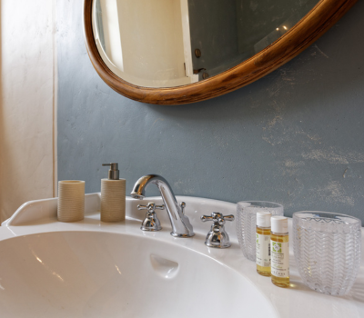 Domaine du Buc Lautrec - Détail salle de bain
