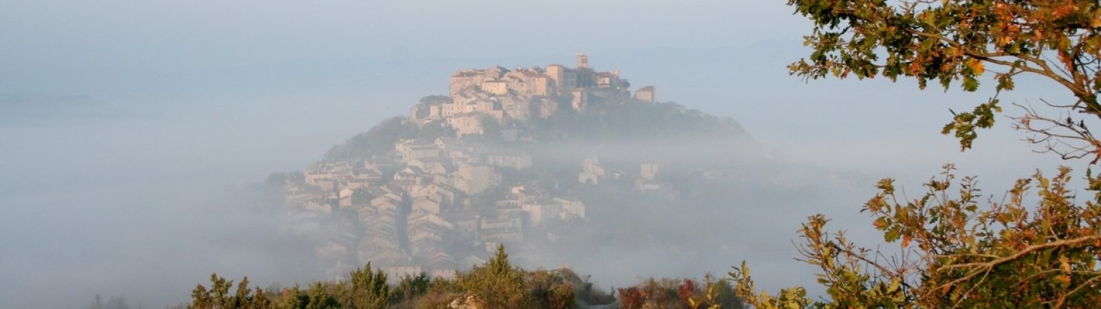 Cordes sur Ciel , Bastide albigeoise cordes sur ciel, olus beau village de France